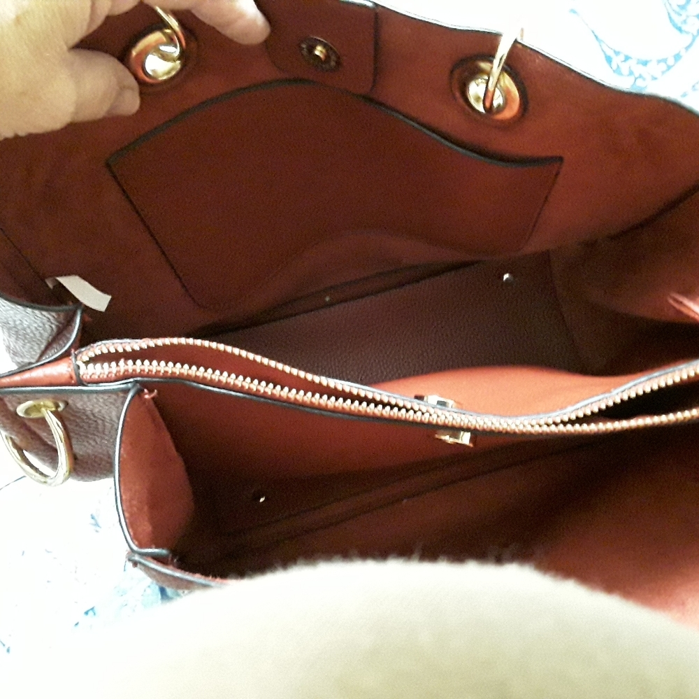 Purse - Picture 4 of 4